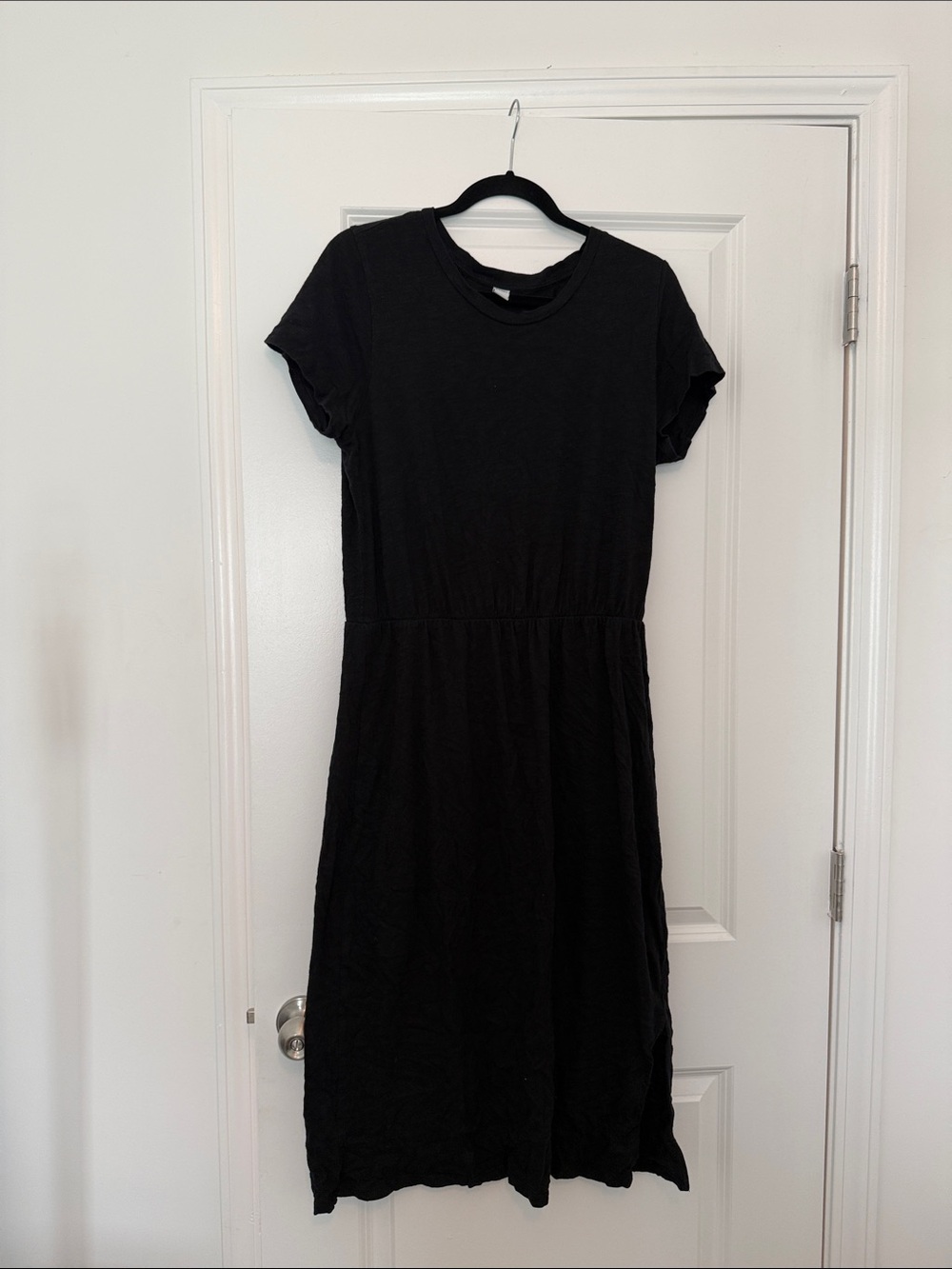 Old Navy Black Short Sleeve Midi Dress
